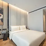 Atour Hotel Shanghai Center Lujiazui